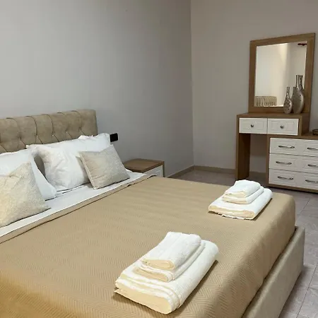 Holiday House *